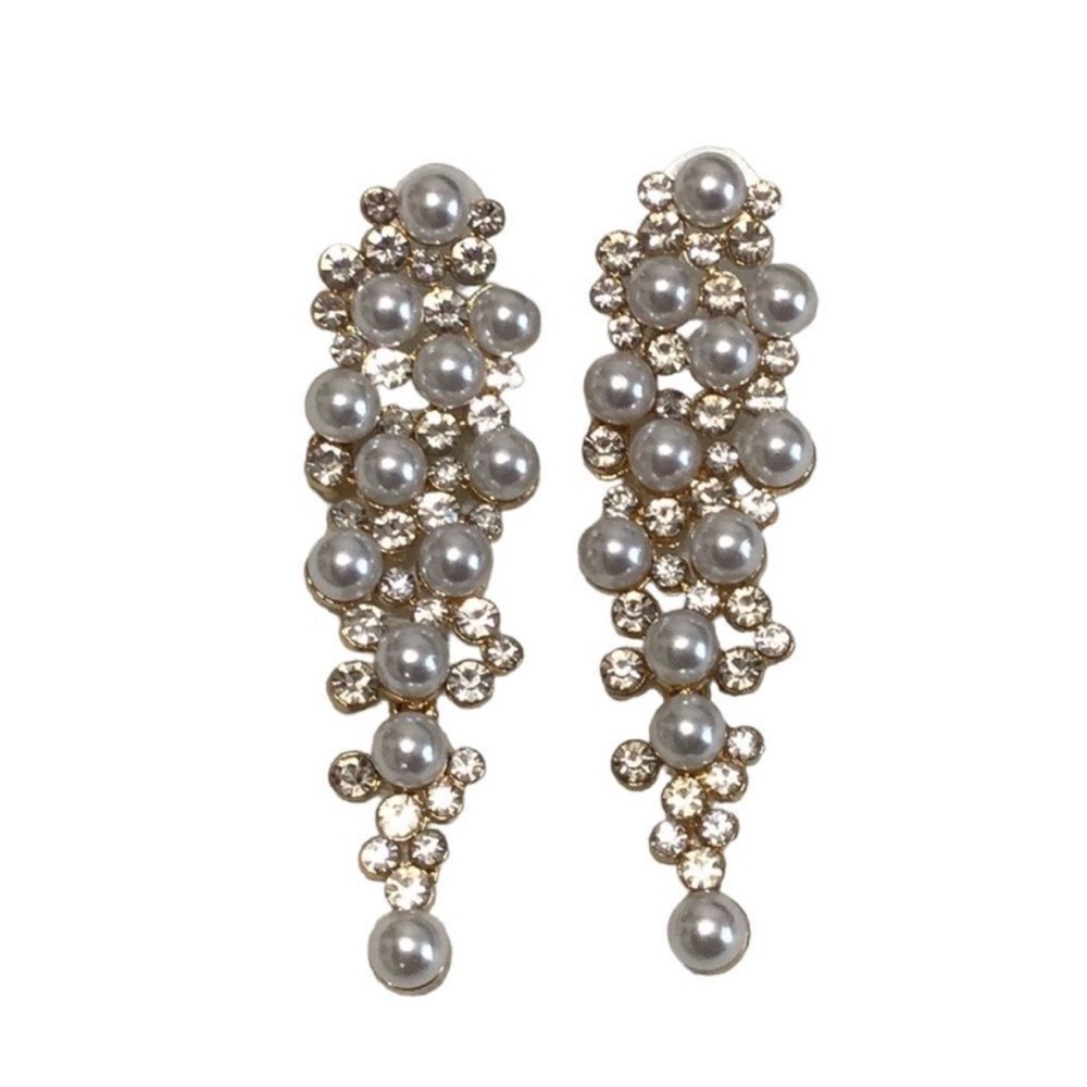 Christian Siriano | New York/ Pearl Chandelier Style Gold Earrings - Picture 4 of 9